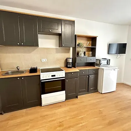 Perfekte 4 Fuer Monteure & Handwerker Mit Wlan In Ludwigshafen am Rhein